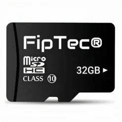 Черна MicroSD карта памет FipTec 32GB Class 10, представена на чист бял фон. Идеална за надеждно съхранение на видеозаписи от охранителни камери, осигурявайки ви дискретна сигурност и ежедневно спокойствие.