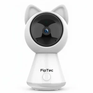 Бяла смарт камера FipTec с ушички на котка, разположена на чисто бял фон. Тази безжична камера е перфектна за бебефон в детската стая, осигурявайки сигурност и спокойствие за вашето семейство.