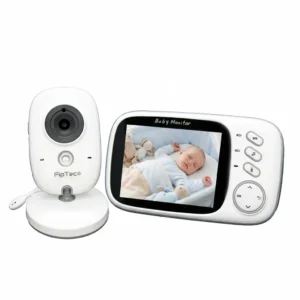 Смарт видео бебефон FipTec с безжична камера и преносим монитор на бял фон. Екранът показва спящо бебе, осигурявайки пълно спокойствие и надеждна защита за вашето семейство.