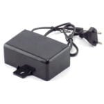 Захранващ адаптер FipTec 12V, специално проектиран за камери за видеонаблюдение. Осигурява стабилно и непрекъснато захранване, необходимо за оптималната работа на вашите камери.