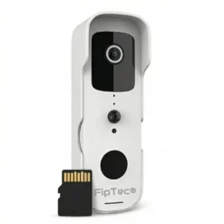 Бял смарт видео звънец FipTec с MicroSD карта за локален запис на данни, представен на изчистен бял фон. Продуктът осигурява надеждна охрана на входа и интелигентна сигурност за вашето пълно спокойствие чрез лесен контрол.
