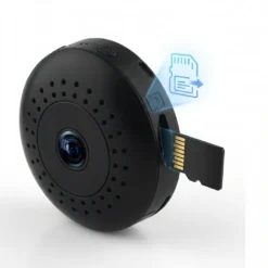 Мини безжична камера FipTec LM07-Pro на бял фон с визуализация на поставяне на Micro SD карта за локален запис, осигуряваща дискретна охрана и надеждна сигурност за вашия дом.